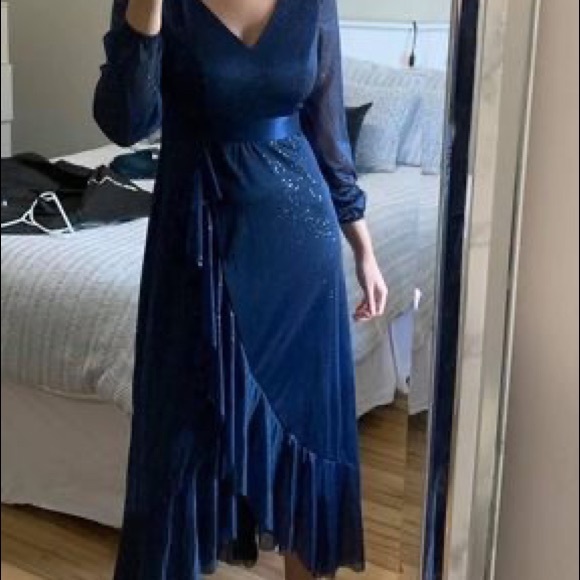 Azazie dress size 4. NEW with tags, only tried on - Picture 2 of 2